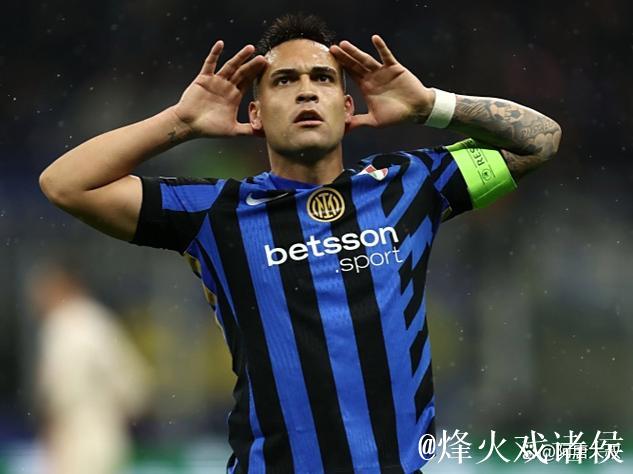 劳塔罗梅开二度邓弗里斯破门 国米3-0豪取欧冠两连胜 劳塔罗梅开二度邓弗里斯破门 国米3-0豪取欧冠两连胜