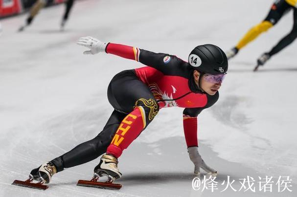 女队收官战压哨惊险晋级 中国短道队满额出战冬奥 女队收官战压哨惊险晋级 中国短道队满额出战冬奥